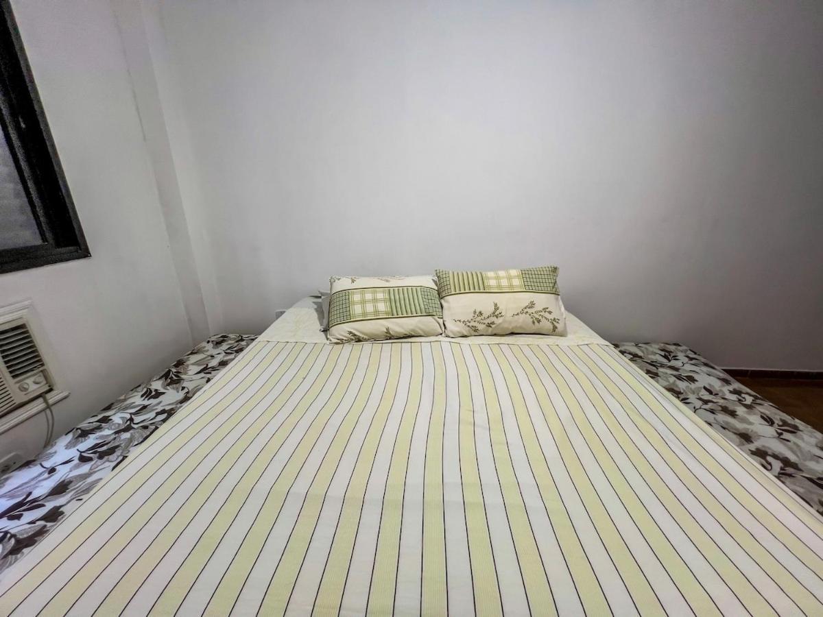 R12 - 2 Quadras Da Apartamento Guarujá